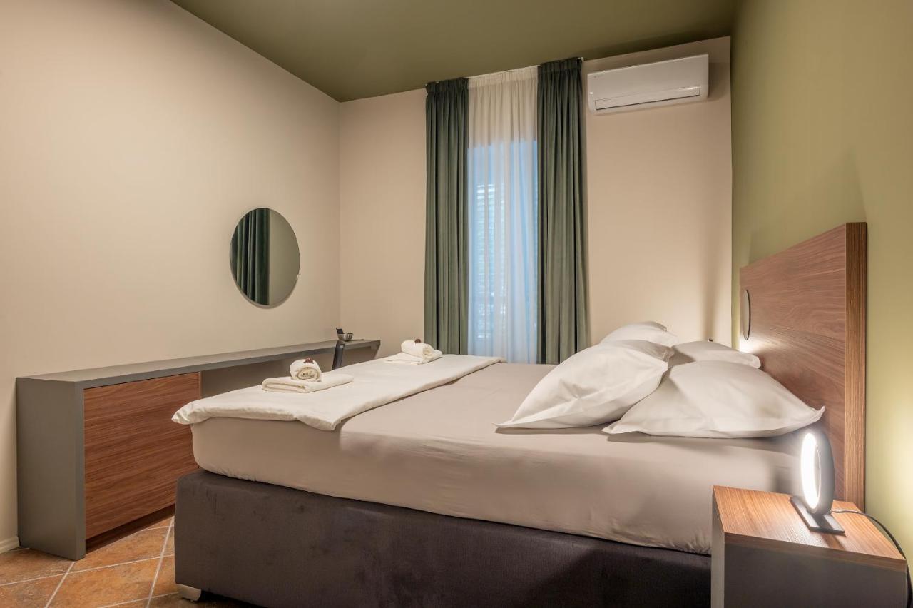 Green, Deluxe Two Bedroom Suite Split Extérieur photo