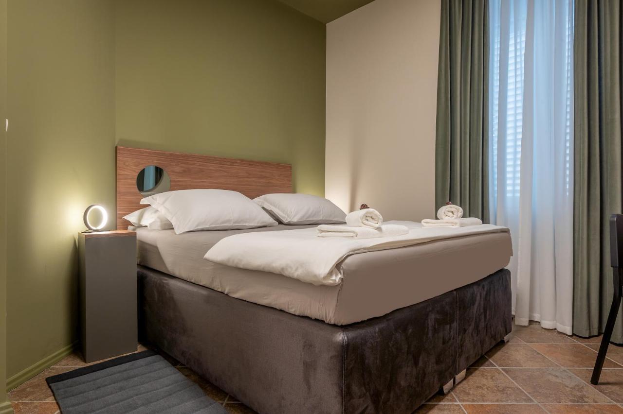 Green, Deluxe Two Bedroom Suite Split Extérieur photo