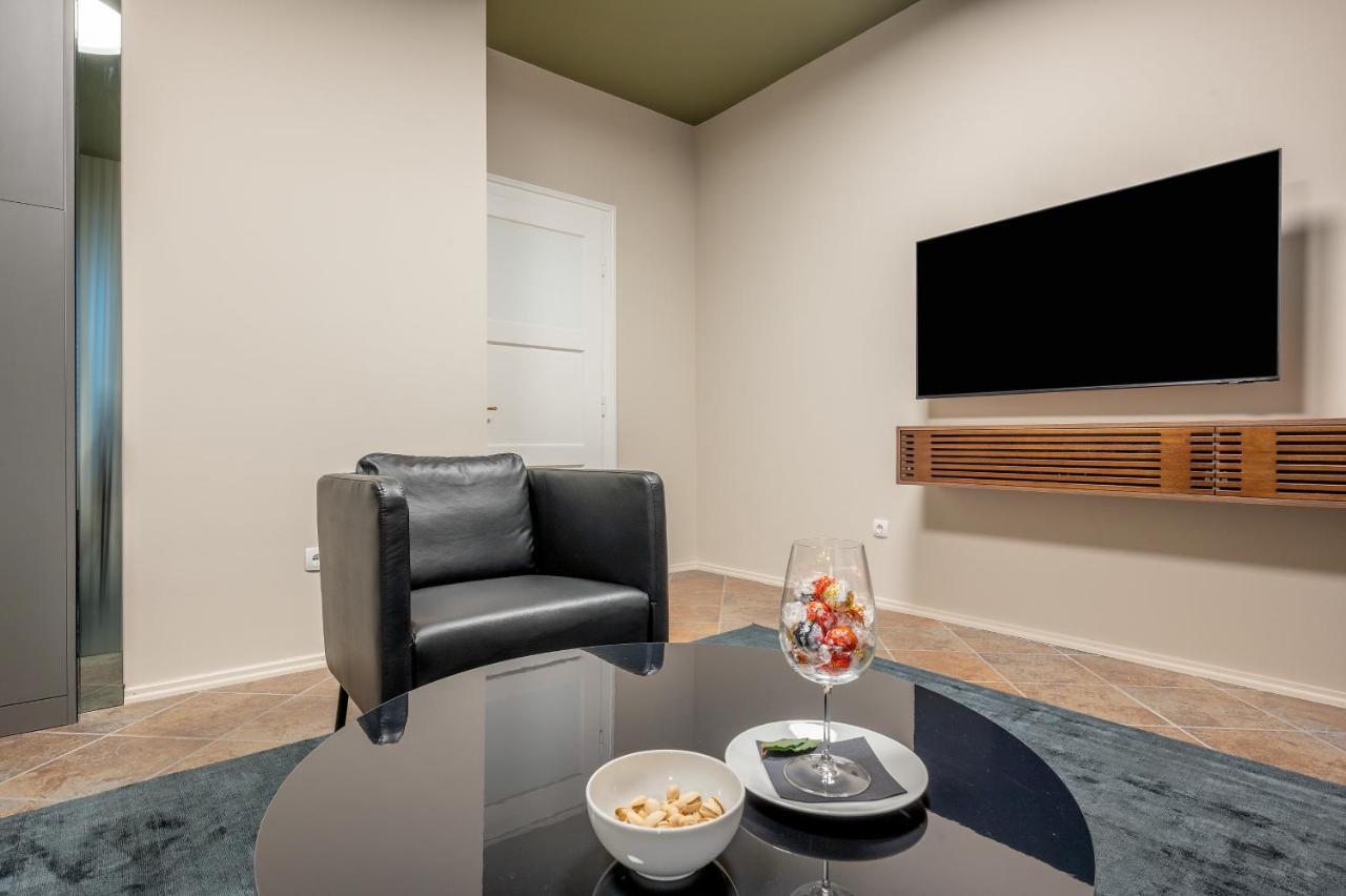 Green, Deluxe Two Bedroom Suite Split Extérieur photo